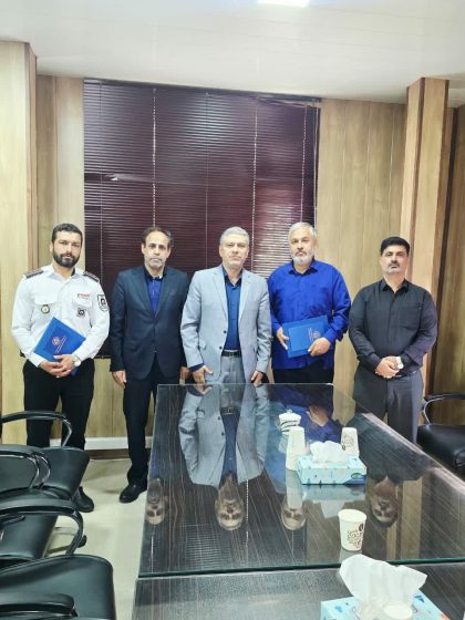 تقدیر مدیرعامل سازمان پسمان ملاردو صفادشت ازمسئولان خدمات شهری وآتش‌نشانی شهرداری صفادشت